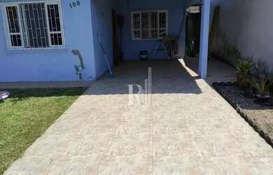 Imagem: A casa possui 3 Dormitórios, 2 Banheiros, 127m² de Área e