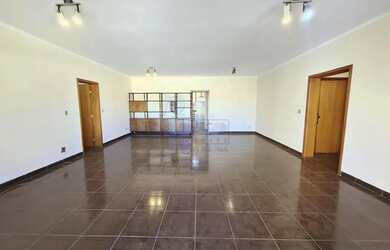 Imagem: O apartamento à venda possui 3 Dormitórios, 4 Banheiros, 2