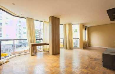 Imagem: O apartamento possui 1 Dormitório, 1 Banheiro, 1 Vaga na garagem