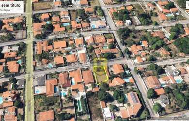 Imagem: O terreno possui 930m² de Área e está localizado em Olho