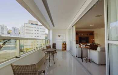 Imagem: O apartamento possui 3 Dormitórios, 4 Banheiros, 3 Vagas na