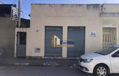 Imagem: O depósito possui 338m² de Área e está localizado em Centro