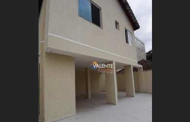 Imagem: A casa possui 2 Dormitórios, 1 Banheiro, 1 Vaga na garagem