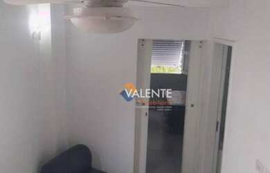 Imagem: O apartamento possui 1 Dormitório, 1 Banheiro, 1 Vaga na garagem