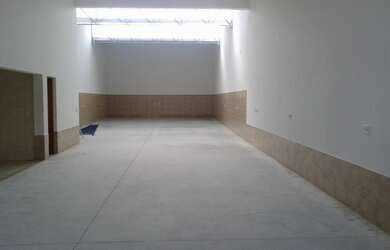 Imagem 5: Galpão 348m². 348m² de Áreae2 Vagas na garagem
