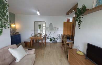 Imagem: O apartamento possui 2 Dormitórios, 2 Banheiros, 1 Vaga na