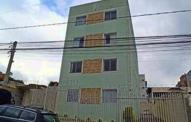 Imagem: O apartamento possui 2 Dormitórios, 1 Banheiro, 2 Vagas na