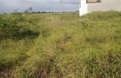 Imagem: O terreno possui 147m² de Área e está localizado em Sim