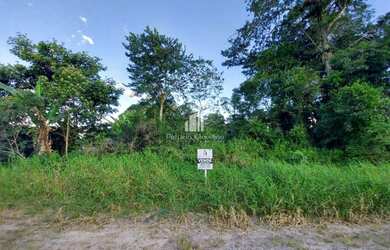 Imagem: O terreno e está localizado em Itapoá, SC à venda por R$95.000