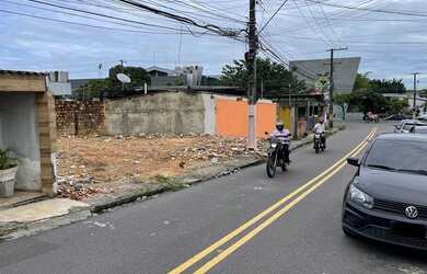 Imagem: O terreno possui 490m² de Área e está localizado em Japiim