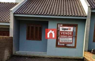 Imagem: A casa possui 2 Dormitórios, 1 Banheiro, 1 Vaga na garagem