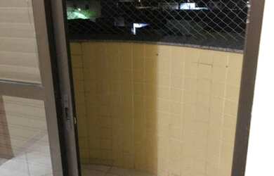 Imagem 2: Apartamento com 2 dormitórios à venda, 90 m² por R$ 320.000,00 - Centro...