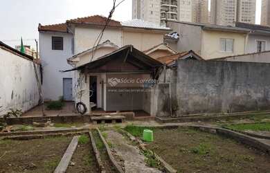 Imagem: A casa possui 5 Dormitórios, 4 Banheiros, 5 Vagas na garagem