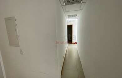 Imagem 10: Andar comercial bem alto com 330 m² na Av. Churchill ao lado do ministério...