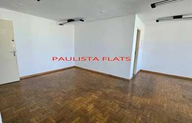 Imagem: O depósito possui 1 Vaga na garagem e 73m² de Área e está