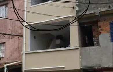 Imagem: A casa possui 1 Dormitório, 1 Banheiro, Imóvel novo e está