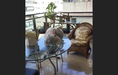 Imagem: O apartamento possui 4 Dormitórios, 5 Banheiros, 4 Vagas na