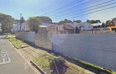 Imagem: O terreno possui 870m² de Área e está localizado em Jardim