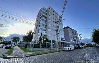 Imagem: O apartamento possui 2 Dormitórios, 1 Banheiro, 2 Vagas na