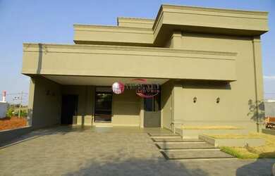 Imagem: A casa em condomínio possui 3 Dormitórios, 4 Banheiros, 4