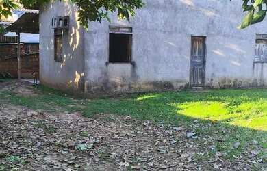 Imagem: A casa possui 2 Dormitórios, 2 Banheiros, 2 Vagas na garagem