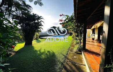 Imagem: A casa em condomínio possui 4 Dormitórios, 3 Banheiros, 2