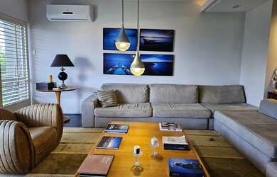 Imagem: O apartamento possui 4 Dormitórios, 4 Banheiros, 2 Vagas na