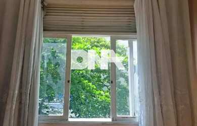 Imagem: O apartamento possui 2 Dormitórios, 2 Banheiros e 78m² de