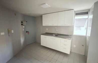 Imagem 4: Alugo Apartamento simples com 3 Quartos na Ponta Verde