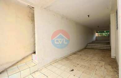 Imagem: A casa possui 3 Dormitórios, 3 Banheiros, 2 Vagas na garagem