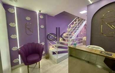 Imagem: O depósito possui 1 Vaga na garagem e 90m² de Área e está