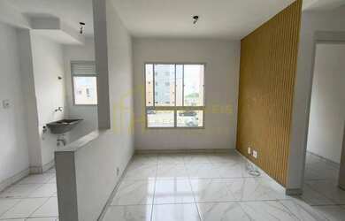 Imagem: O apartamento possui 3 Dormitórios, 1 Banheiro, 1 Vaga na garagem