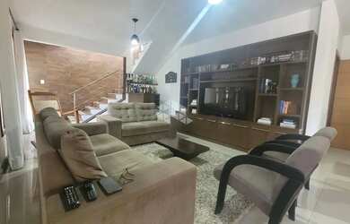 Imagem 7: Casa com 4 quartos e 2 suítes com espaço gourmet no Bairro Camobi em Santa Maria