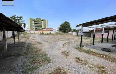 Imagem: O terreno possui 1.408m² de Área e está localizado em Bandeirantes