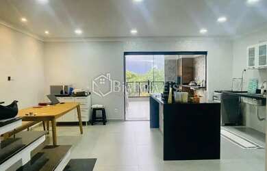 Imagem: A casa em condomínio possui 4 Dormitórios, 2 Banheiros, 1