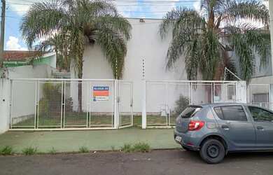 Imagem: O apartamento possui 1 Dormitório, 1 Banheiro, 32m² de Área