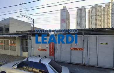 Imagem: O terreno possui 200m² de Área, Imóvel novo e está localizado