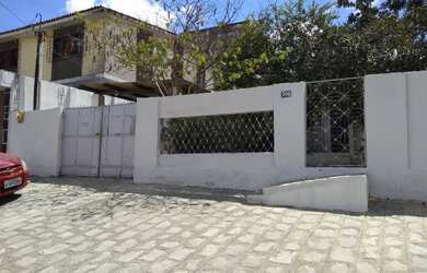 Imagem: A casa para alugar possui 3 Dormitórios, 2 Banheiros, 1 Vaga