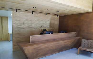 Imagem: O depósito possui 5 Vagas na garagem, 598m² de Área e está