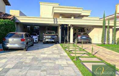 Imagem: A casa em condomínio possui 4 Dormitórios, 5 Banheiros, 5