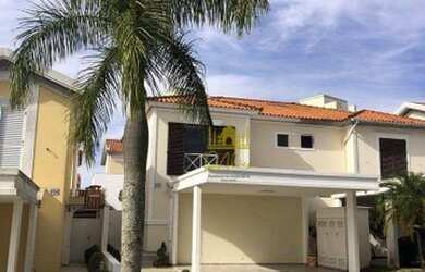 Imagem: A casa em condomínio possui 3 Dormitórios, 2 Banheiros, 2