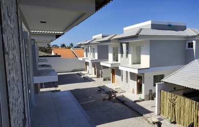 Imagem: A casa em condomínio possui 2 Dormitórios, 3 Banheiros, 1