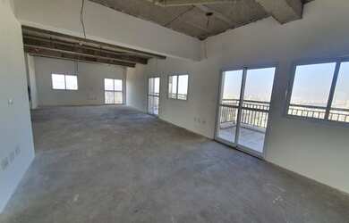 Imagem: O depósito possui 3 Vagas na garagem e 120m² de Área e está