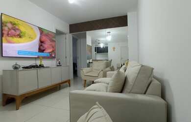 Imagem 2: Apartamento para venda tem 82 metros quadrados com 3 quartos em Agronômica...