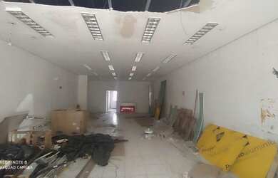 Imagem 3: Locação Galpão / depósito com 4 vagas na garagem