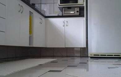 Imagem 10: SOBRADO À VENDA COM 3 DORM E 4 VAGAS DE GARAGEM - ACEITA PERMUTA POR...