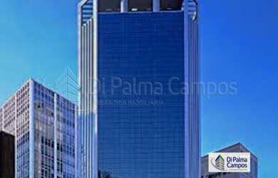 Imagem: O depósito possui 5 Vagas na garagem, 245m² de Área e está