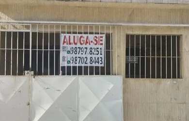 Imagem: A casa possui 2 Dormitórios, 1 Banheiro e está localizado