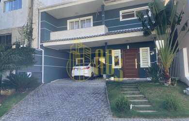 Imagem: A casa em condomínio possui 3 Dormitórios, 3 Banheiros, 4