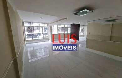 Imagem: O apartamento possui 2 Dormitórios, 1 Banheiro, 2 Vagas na